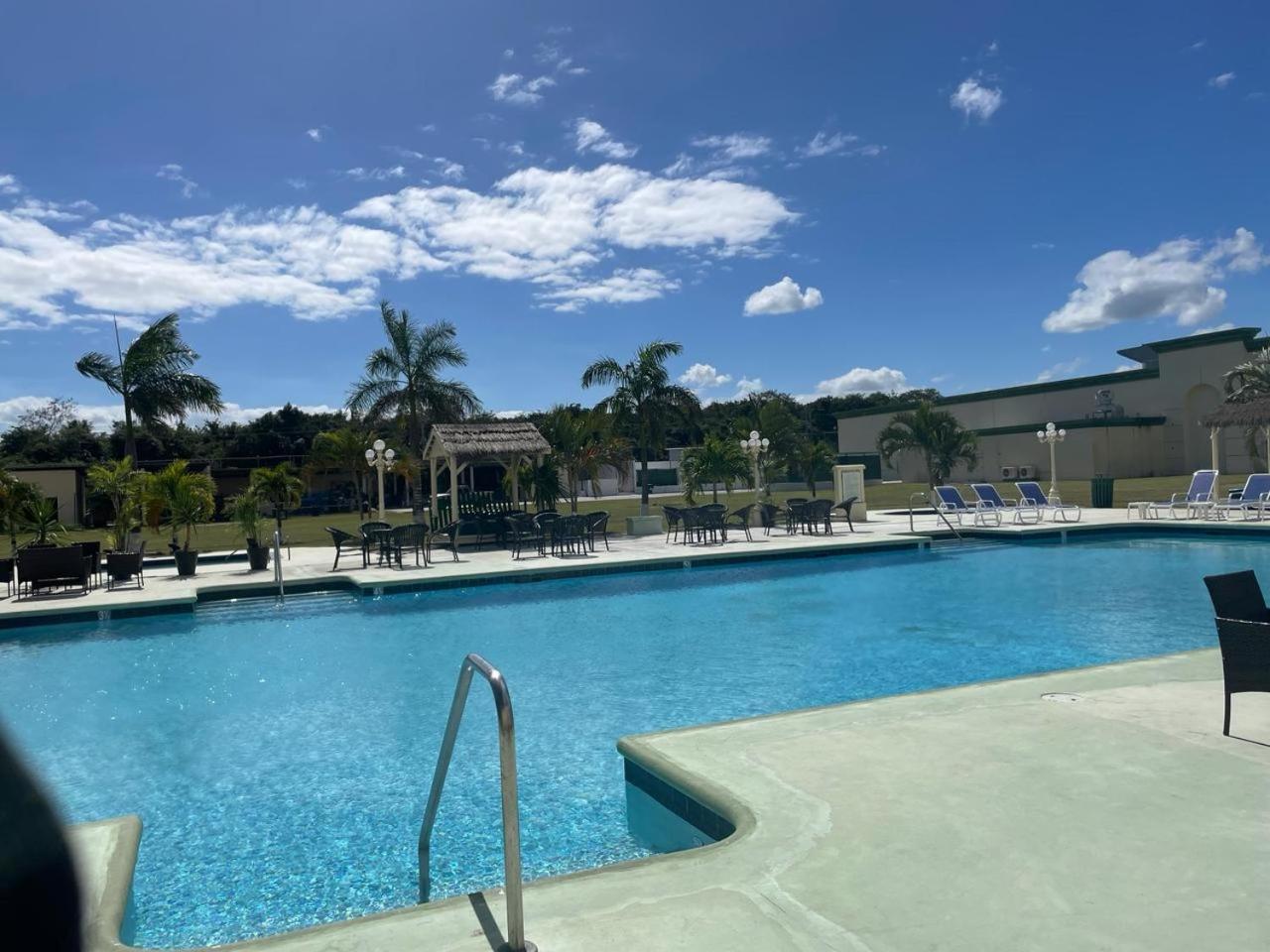 Princess Vegas Hotel & Casino Corozal Exterior photo